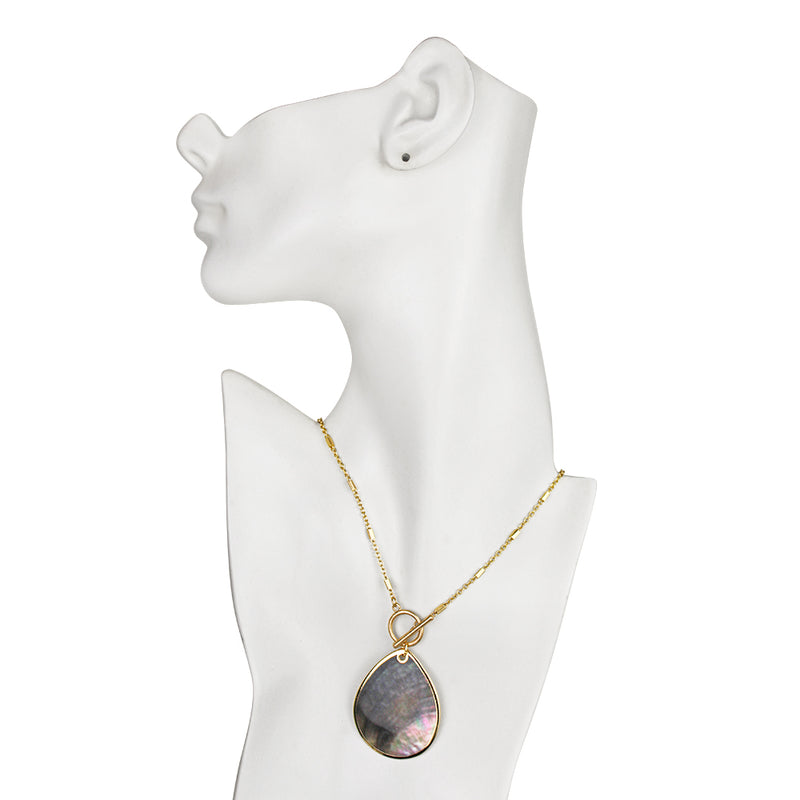 Island Beauty Mother Of Pearl Shell Necklace (Goldtone)
