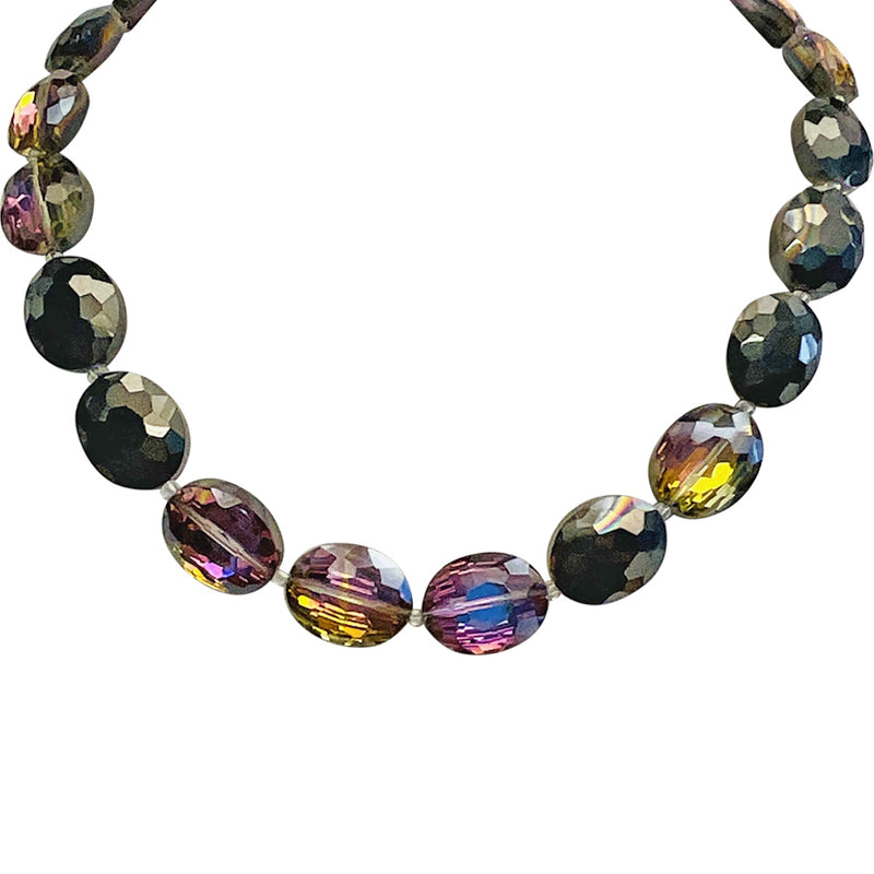 "One Of A Kind" Empress Petite Oval Necklace (Goldtone)